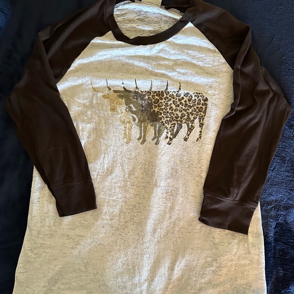 Ariat Tops - Ariat Brown and Cream Long Sleeve Raglan
